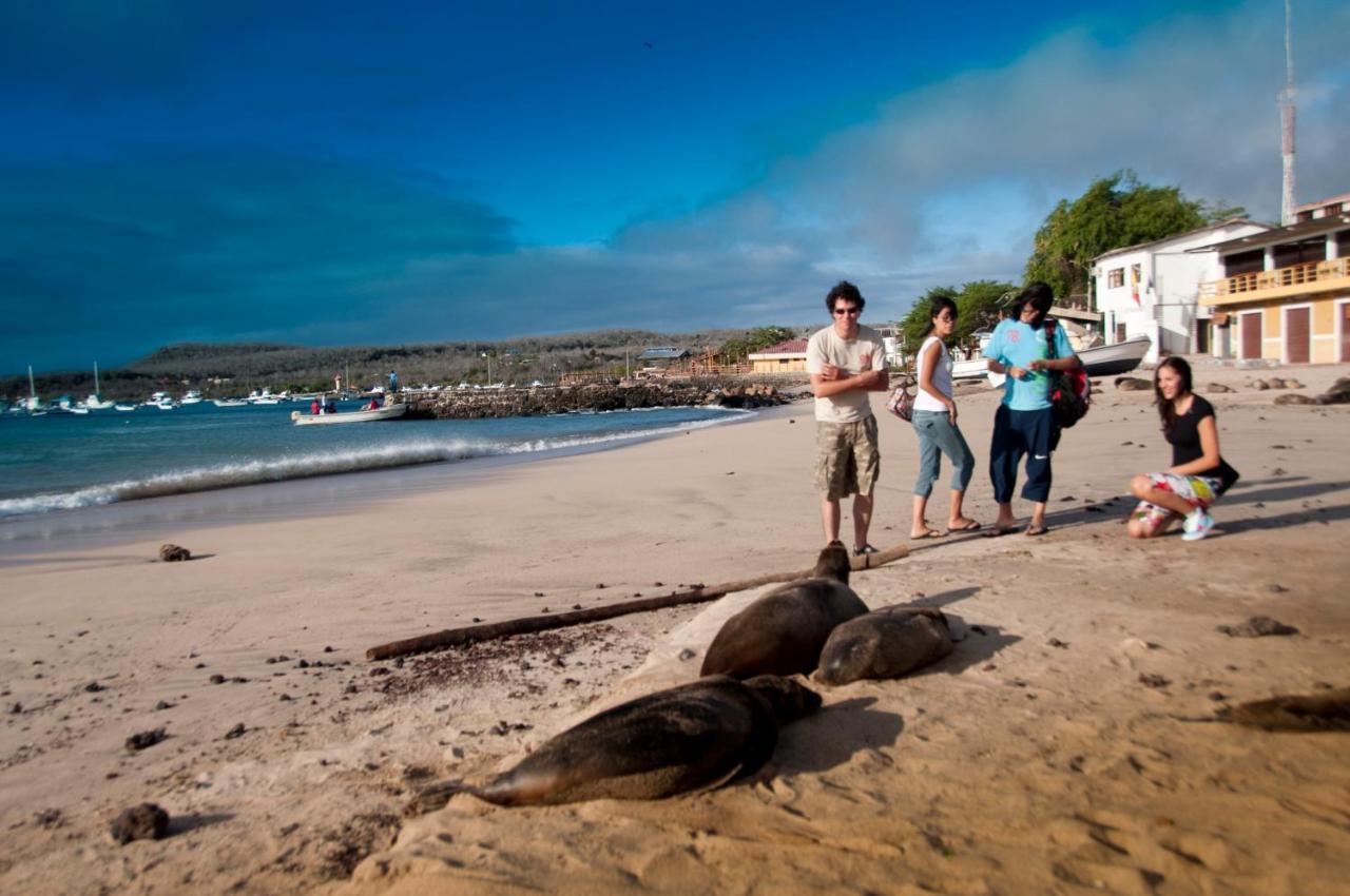 Hostal Albatros San Cristóbal Eksteriør billede